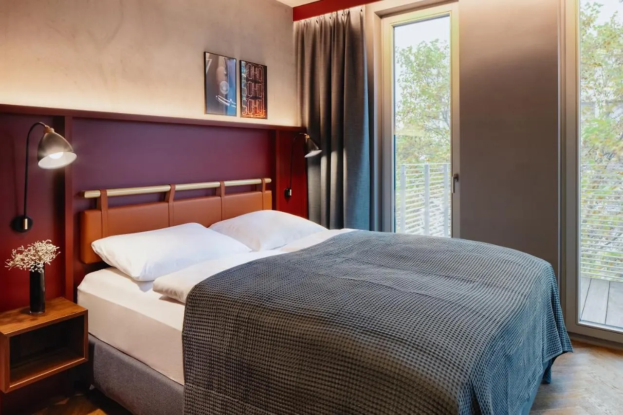 Downtown Apartments Mitte-Wedding Berlin 4*,